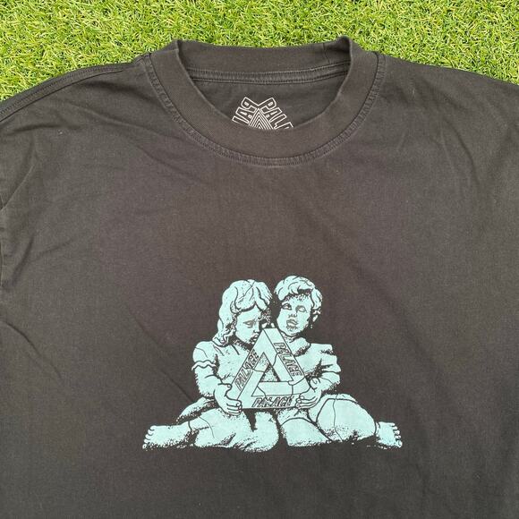 Palace Chiseled Tee Large - Picture 2 of 5